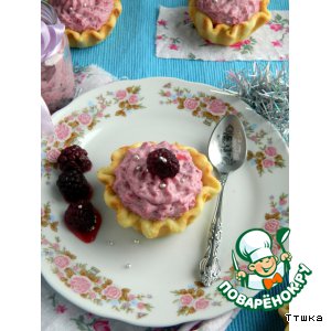 Творожные корзиночки с ежевичным суфле "Розовые Снежинки"