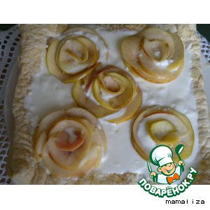 Тарт с яблочными "розами" и сливочным кремом
