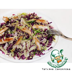 Салат из краснокочанной капусты с курицей