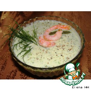 Огуречный суп с креветками