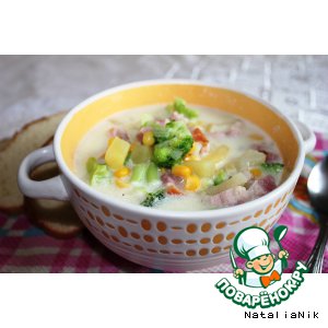 Сливочный суп с брокколи и беконом