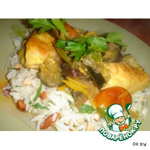 Рагу из курицы с баклажанами и курагой