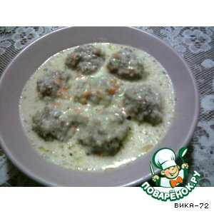 Мясные ежики в сметане