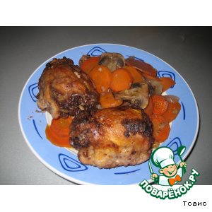 Ореховая курочка с гарниром из моркови