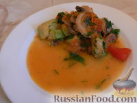 Кабачки с шампиньонами и овощами