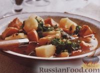 Картофельный суп с мясом, фасолью и капустой