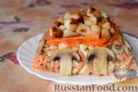 Салат "Обжорка" с курицей, фасолью, грибами