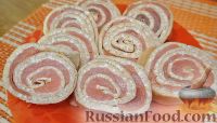 Блинные рулетики с семгой и сливочным сыром