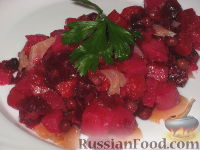 Салат свекольный с семгой