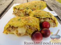 Картофельный рулет с мясом и сыром