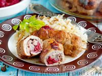 Рулетики из свинины с вишней