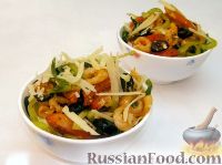 Салат с жареными креветками и пармезаном