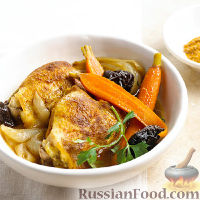 Куриные бедра с морковью (в медленноварке)