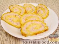 Рулет из омлета с куриным фаршем