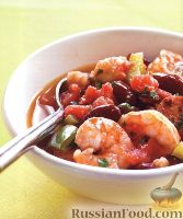 Рагу из фасоли, с креветками и колбасками