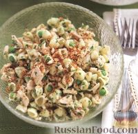 Салат из макарон с тунцом и горошком